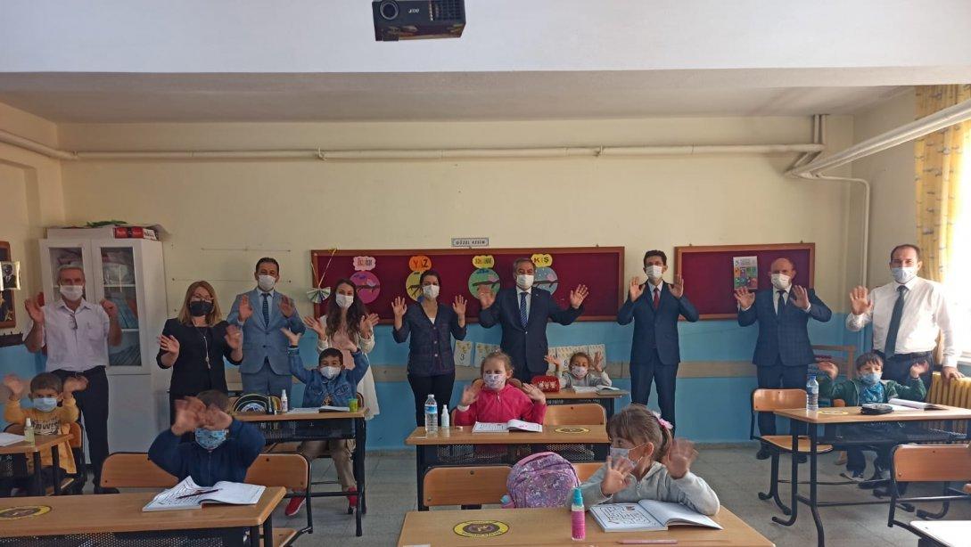 İl Milli Eğitim Müdürümüz Sayın Dr. Önder Arpacı Hacıdanişment İlkokulunu ziyaret etti.
